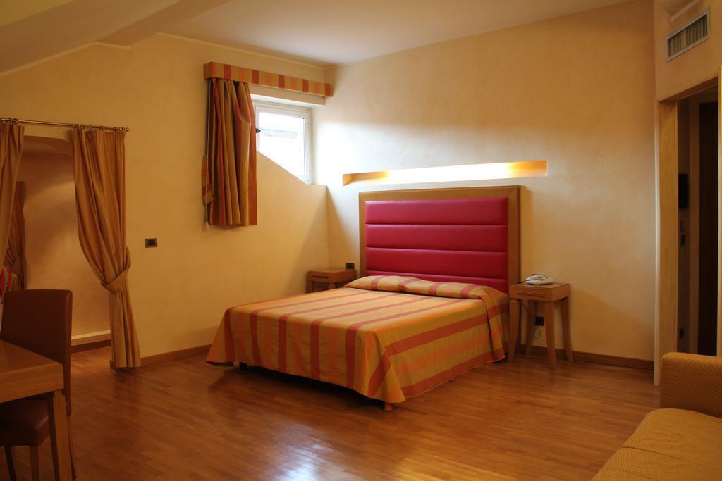Hotel Castello LʼAquila Dış mekan fotoğraf